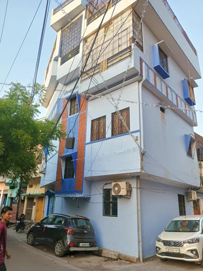 Trinetra Inn Varanasi Exterior photo